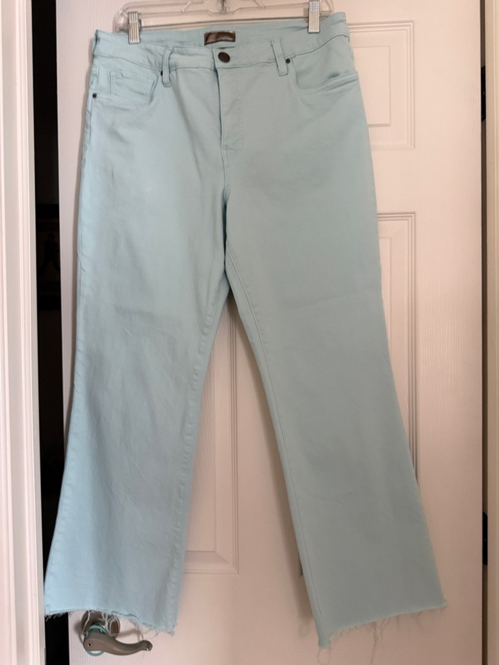 Kut from the Kloth Kelsey High Rise Crop Flare Jeans